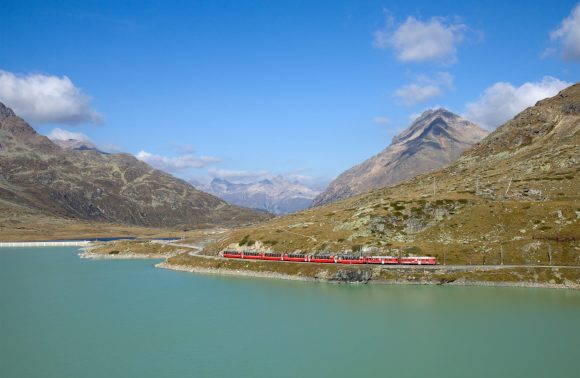 Trenino Rosso del Bernina e il Ghiacciaio del Morteratsch