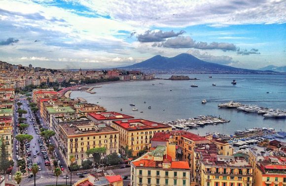 Napoli, Vesuvio e rovine romane