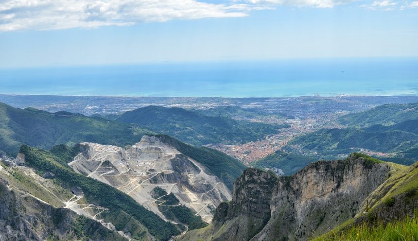 Viaggio di istruzione e turismo scolastico con escursione sulle Alpi Apuane