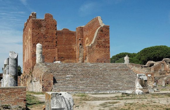 Ostia Antica: vita quotidiana, cultura e società