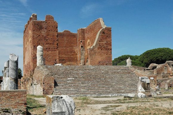 Ostia Antica: vita quotidiana, cultura e società