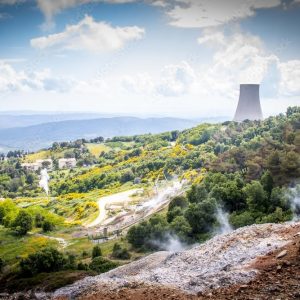 Larderello, le geotermia e Volterra