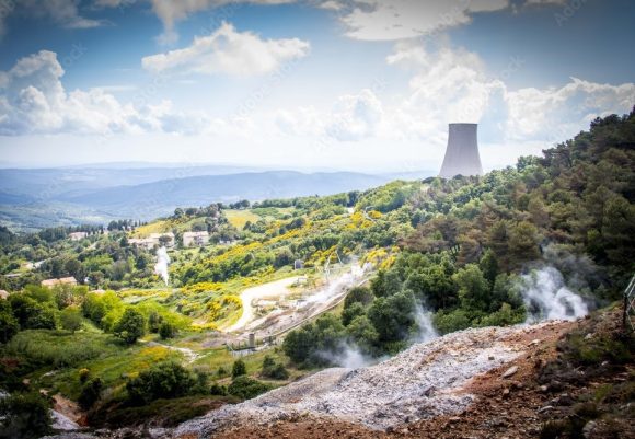 Larderello, le geotermia e Volterra