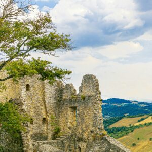 IL SEGRETO DELLA CONTESSA MATILDE DI CANOSSA